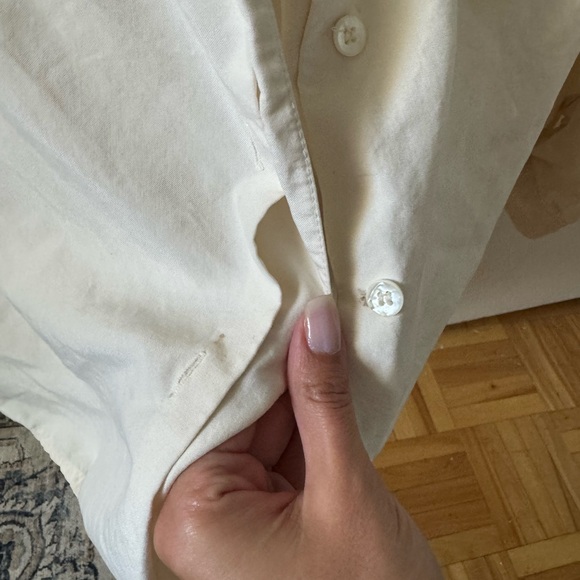 Vintage 100% silk button down size medium - Picture 3 of 5